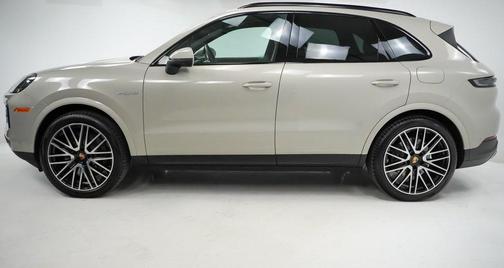 2025 Porsche Cayenne Cayenne E-Hybrid
