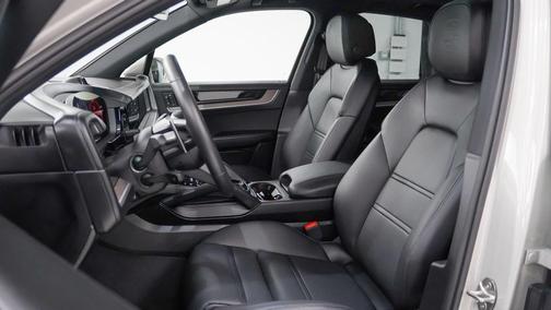 2025 Porsche Cayenne Cayenne E-Hybrid