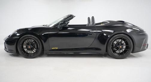 2025 Porsche 911 Carrera 4 GTS