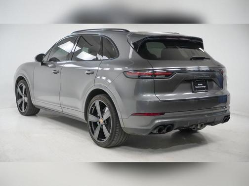2020 Porsche Cayenne Turbo