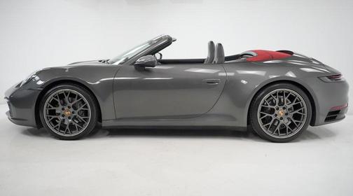 2020 Porsche 911 Carrera