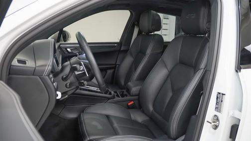 2024 Porsche Macan GTS