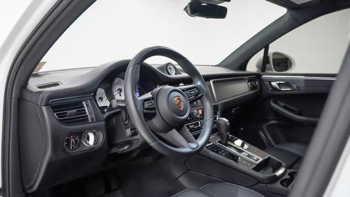 2024 Porsche Macan GTS