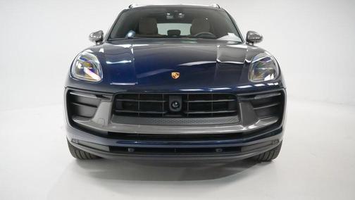 2023 Porsche Macan T
