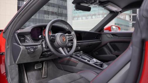 2024 Porsche 911 Carrera 4 GTS