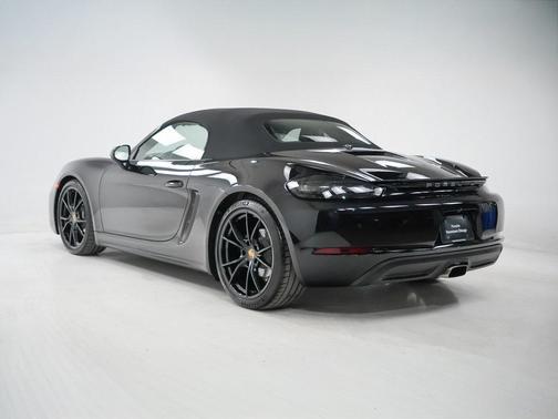 2025 Porsche 718 Boxster 