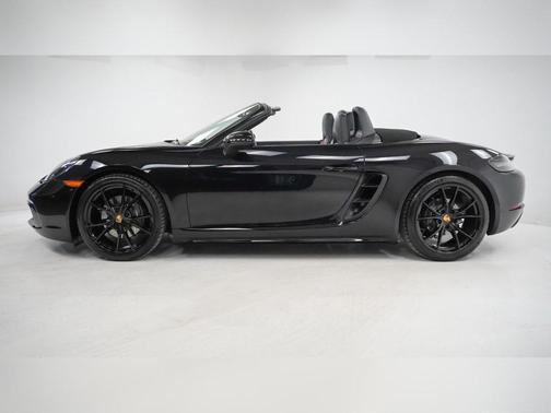 2025 Porsche 718 Boxster Base