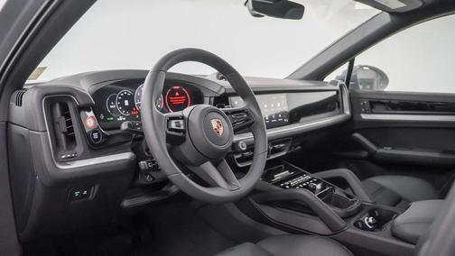 2025 Porsche Cayenne