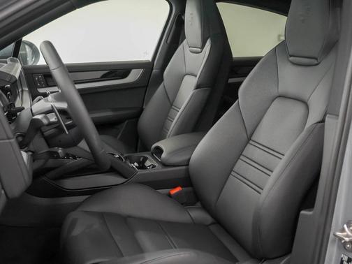 2025 Porsche Cayenne Cayenne
