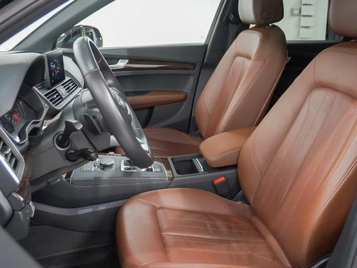 2020 Audi Q5 45 Premium