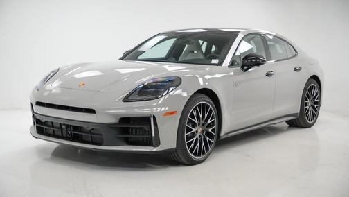 2026 Porsche Panamera 4 E-Hybrid