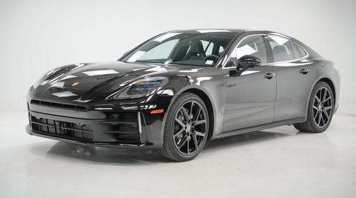 2026 Porsche Panamera 4 E-Hybrid