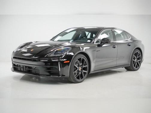 2026 Porsche Panamera 4 E-Hybrid