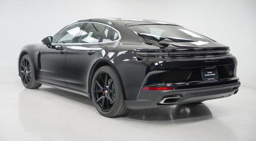 2026 Porsche Panamera 4 E-Hybrid