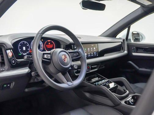 2025 Porsche Cayenne Cayenne