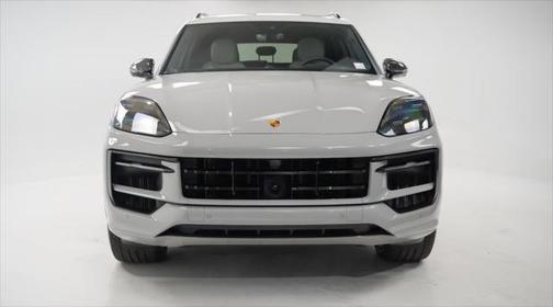2024 Porsche Cayenne E-Hybrid S