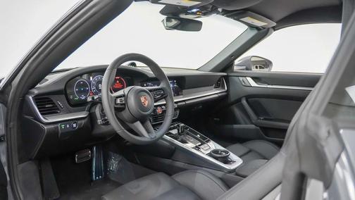 2026 Porsche 911 Carrera