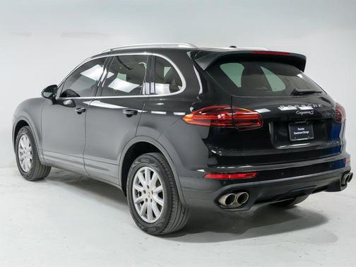 2016 Porsche Cayenne Cayenne
