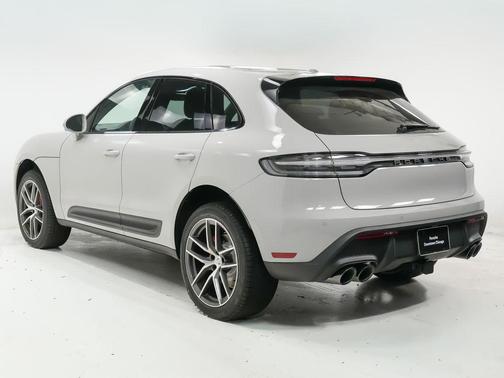 Chalk 2026 Porsche Macan Macan