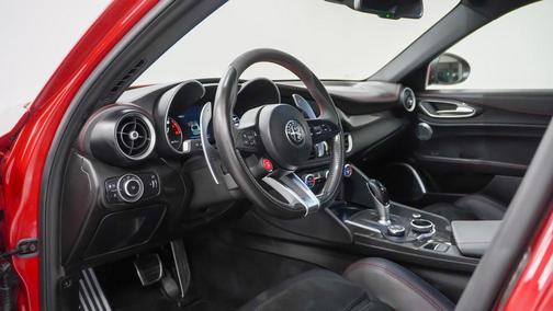 2018 Alfa Romeo Giulia Quadrifoglio