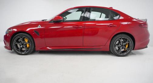 2018 Alfa Romeo Giulia Quadrifoglio