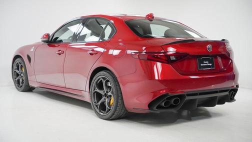 2018 Alfa Romeo Giulia Quadrifoglio