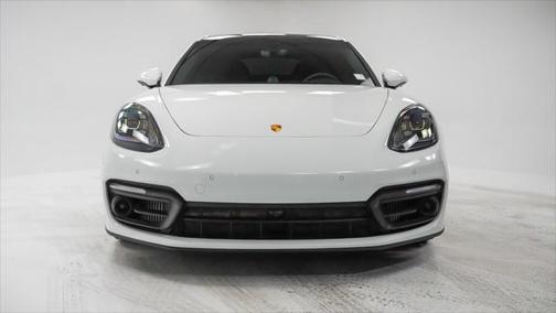 2023 Porsche Panamera Platinum Edition