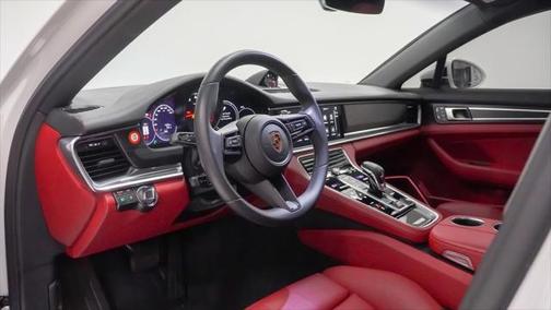 2023 Porsche Panamera Platinum Edition