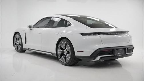 2020 Porsche Taycan Turbo
