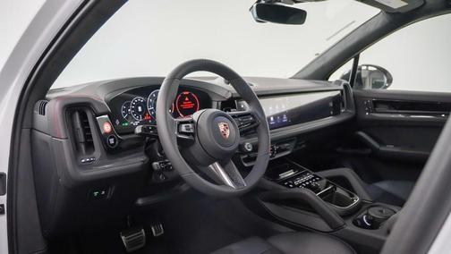 2026 Porsche Cayenne GTS