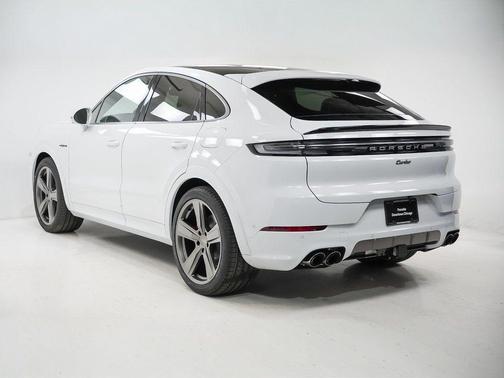 2026 Porsche Cayenne Cayenne Turbo E-Hybrid