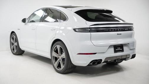 2026 Porsche Cayenne Cayenne Turbo E-Hybrid