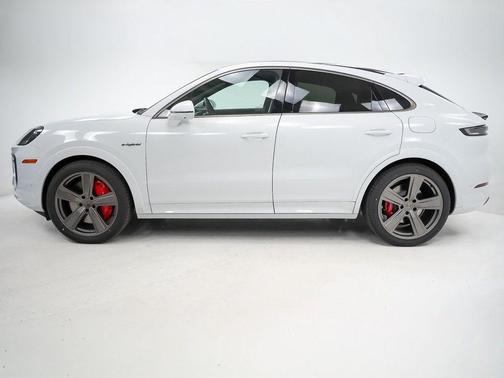 2026 Porsche Cayenne Cayenne Turbo E-Hybrid