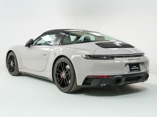 2022 Porsche 911 Targa 4 GTS