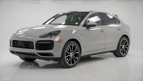 2022 Porsche Cayenne E-Hybrid S