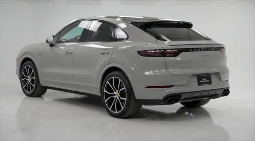 2022 Porsche Cayenne E-Hybrid S