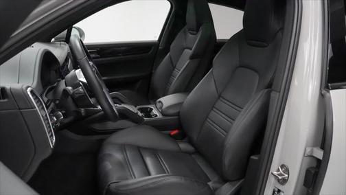 2022 Porsche Cayenne E-Hybrid S