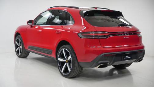 2025 Porsche Macan 
