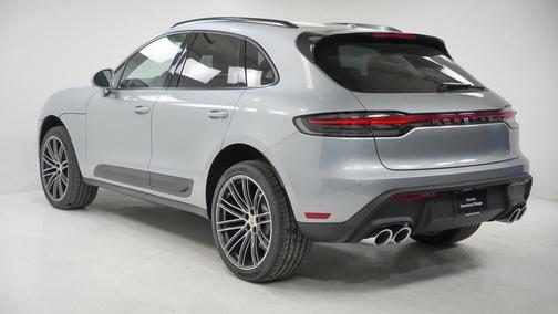 2026 Porsche Macan 