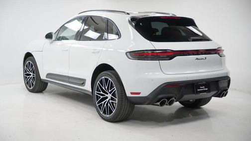 2026 Porsche Macan S