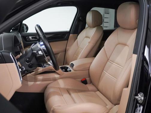 2023 Porsche Cayenne Cayenne