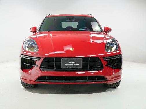 Carmine Red 2020 Porsche Macan Macan Turbo