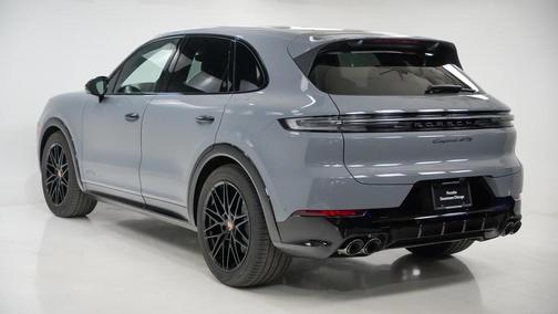 2026 Porsche Cayenne GTS