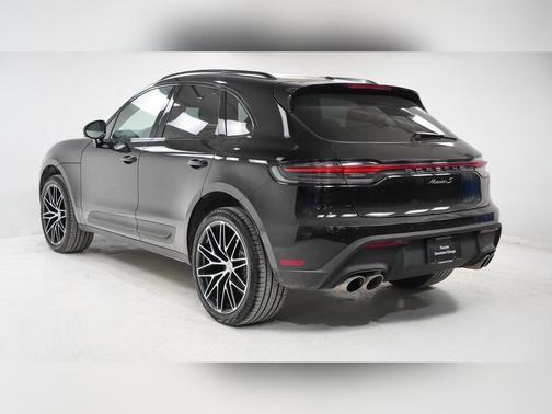 2025 Porsche Macan S