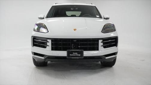 2024 Porsche Cayenne Base (Tiptronic)