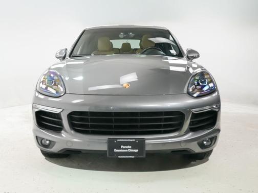 Meteor Gray Metallic 2015 Porsche Cayenne Diesel