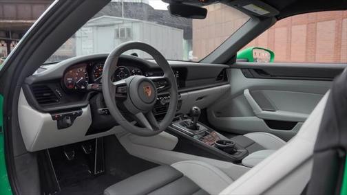 2022 Porsche 911 Carrera GTS