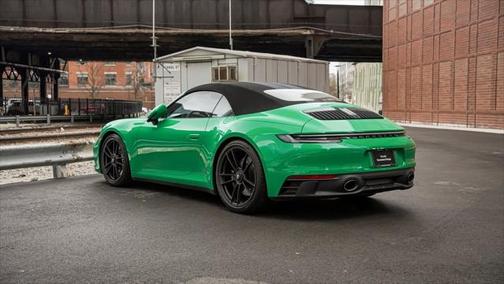 2022 Porsche 911 Carrera GTS