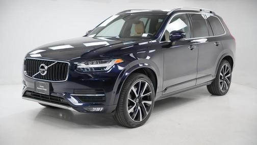 2019 Volvo XC90 T6 Momentum