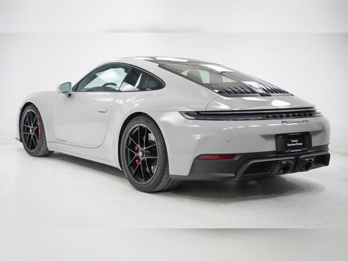 2026 Porsche 911 Carrera GTS